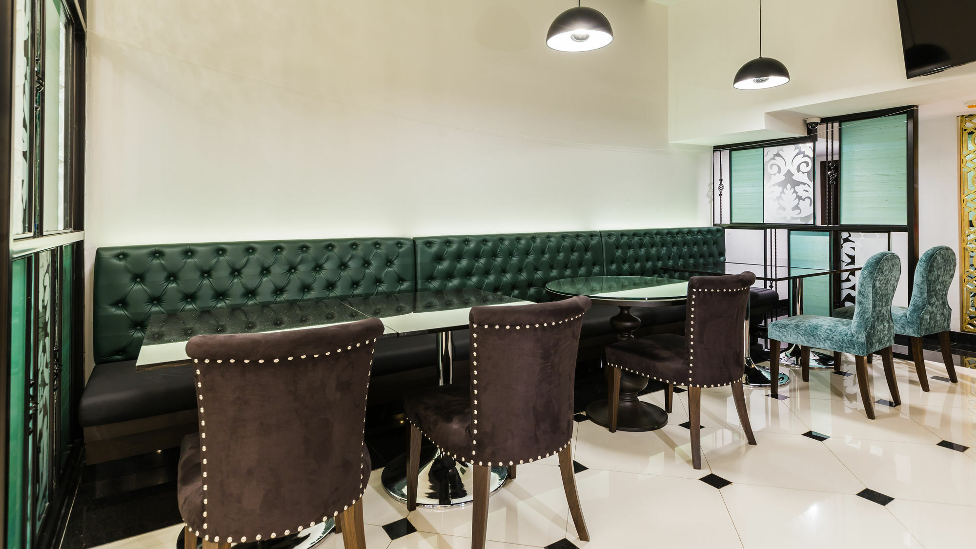 The Fah Silom Hotel Bangkok Bagian luar foto