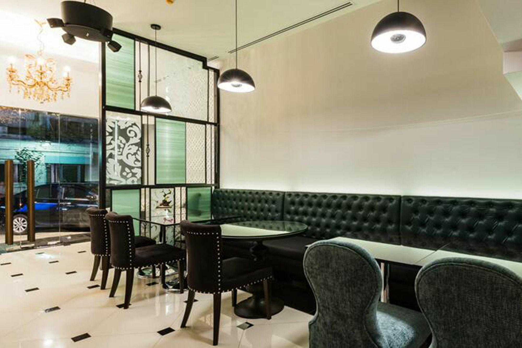 The Fah Silom Hotel Bangkok Bagian luar foto